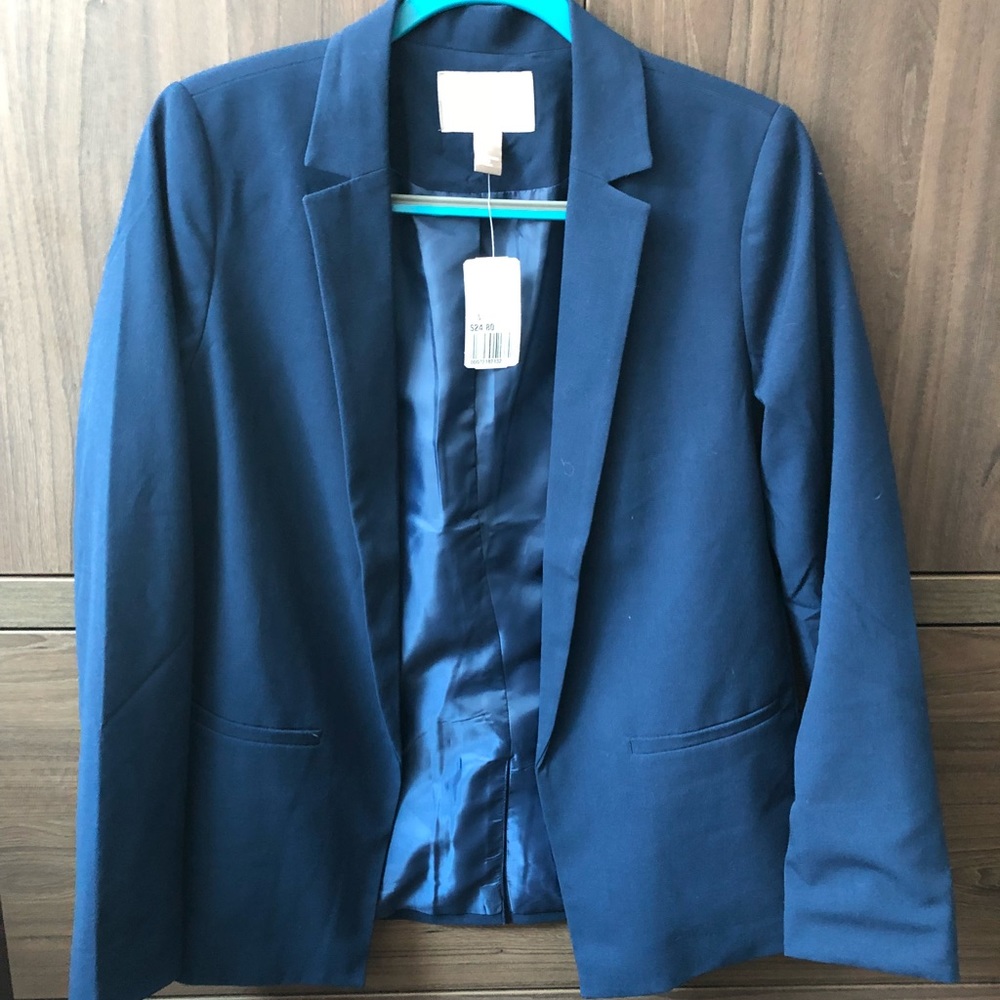Forever 21 blue blazer. Size small. NWT.